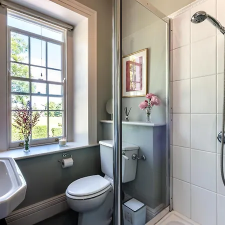 Дом отдыха Luxury Country Mansion In West Cork