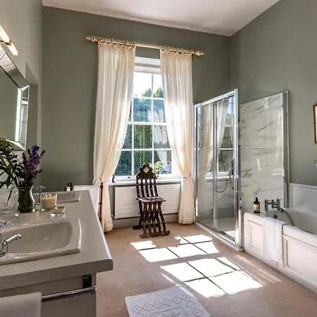 Luxury Country Mansion In West Cork Дом отдыха Бандон