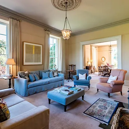 Luxury Country Mansion In West Cork بيت للعطل *