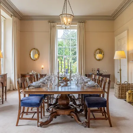 Luxury Country Mansion In West Cork بيت للعطل